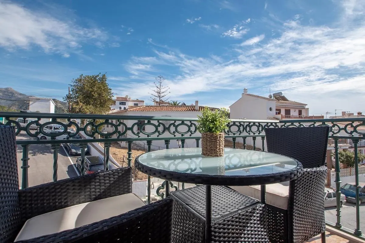 Apartamento Frigiliana Sol Y Montana Apartman